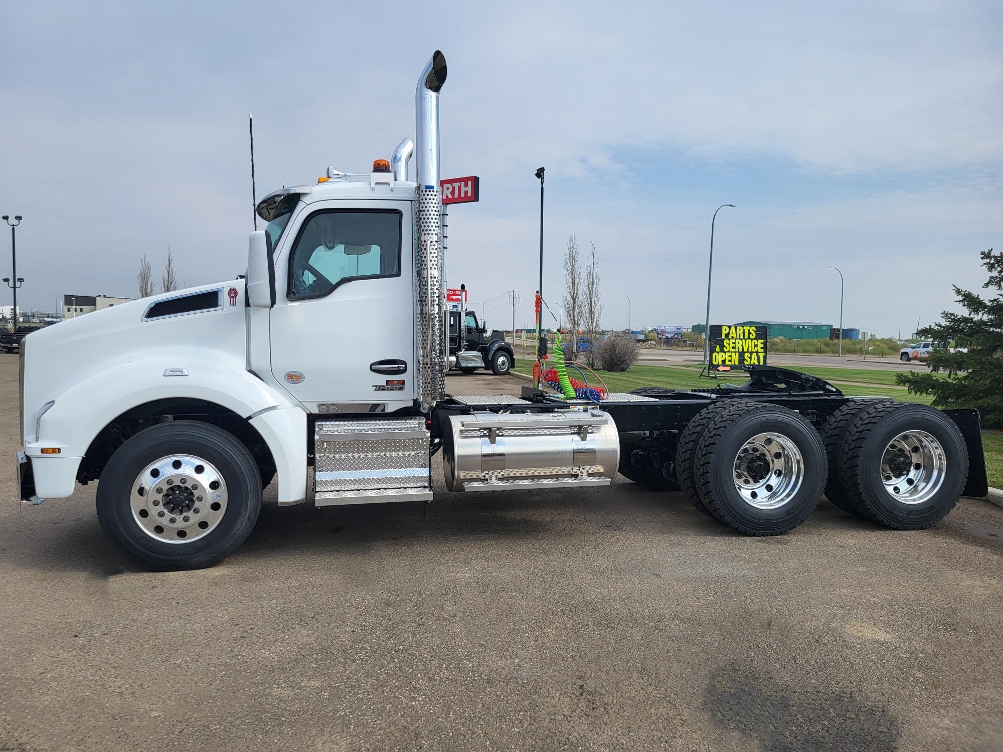 KENWORTH T880 #SJ997681