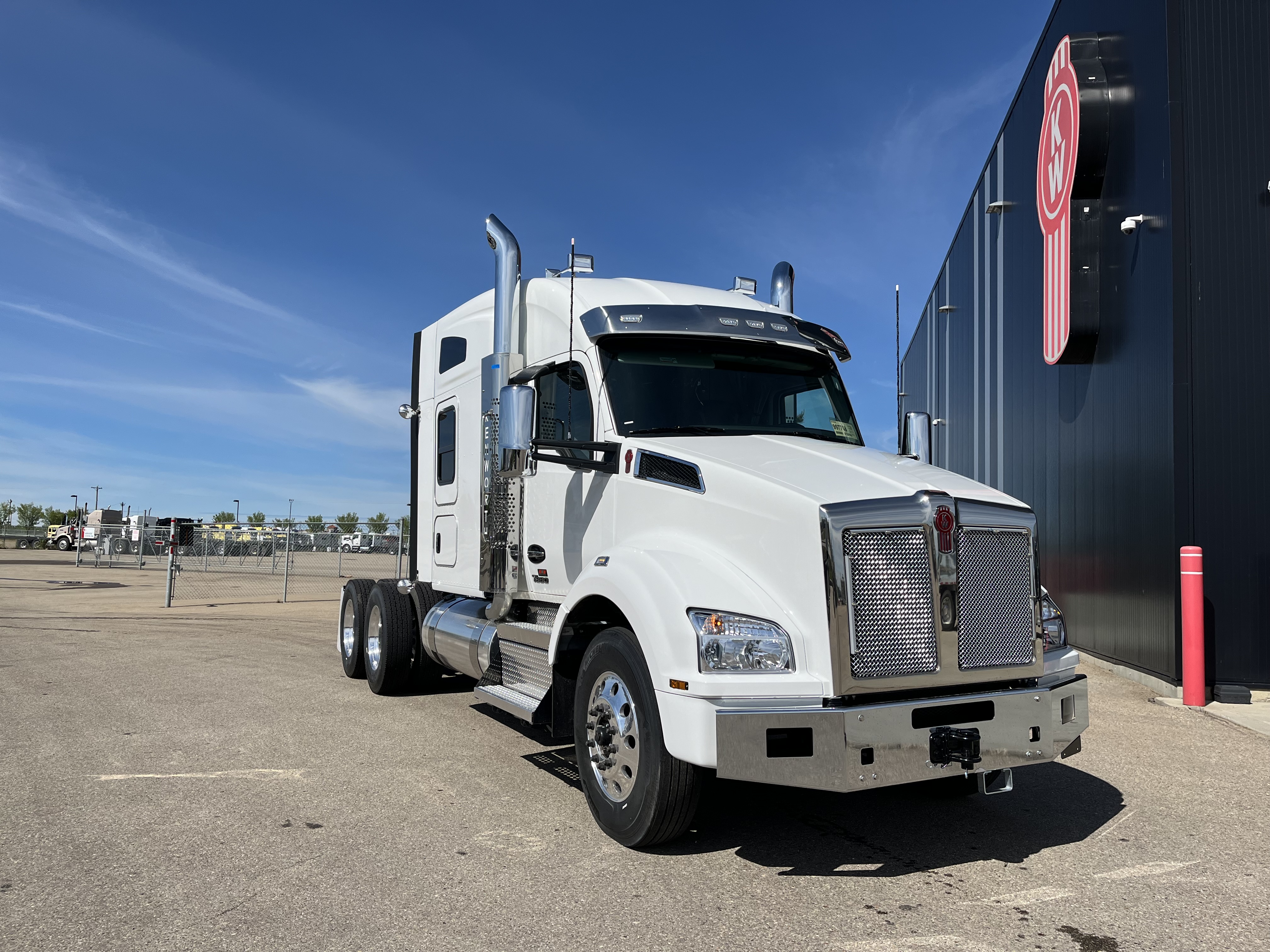 KENWORTH T880 #SJ997708