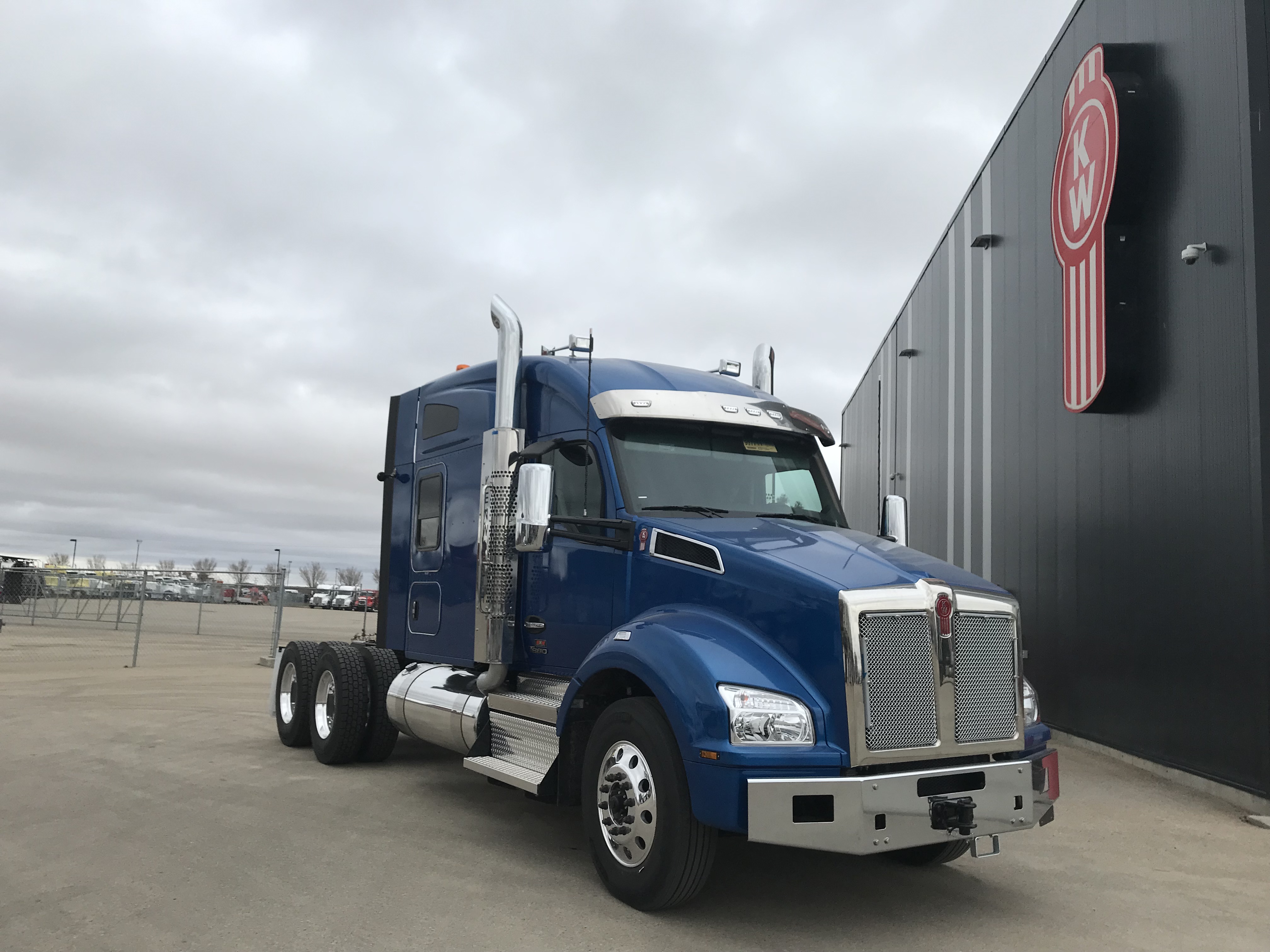 Kenworth T880 #SJ997711