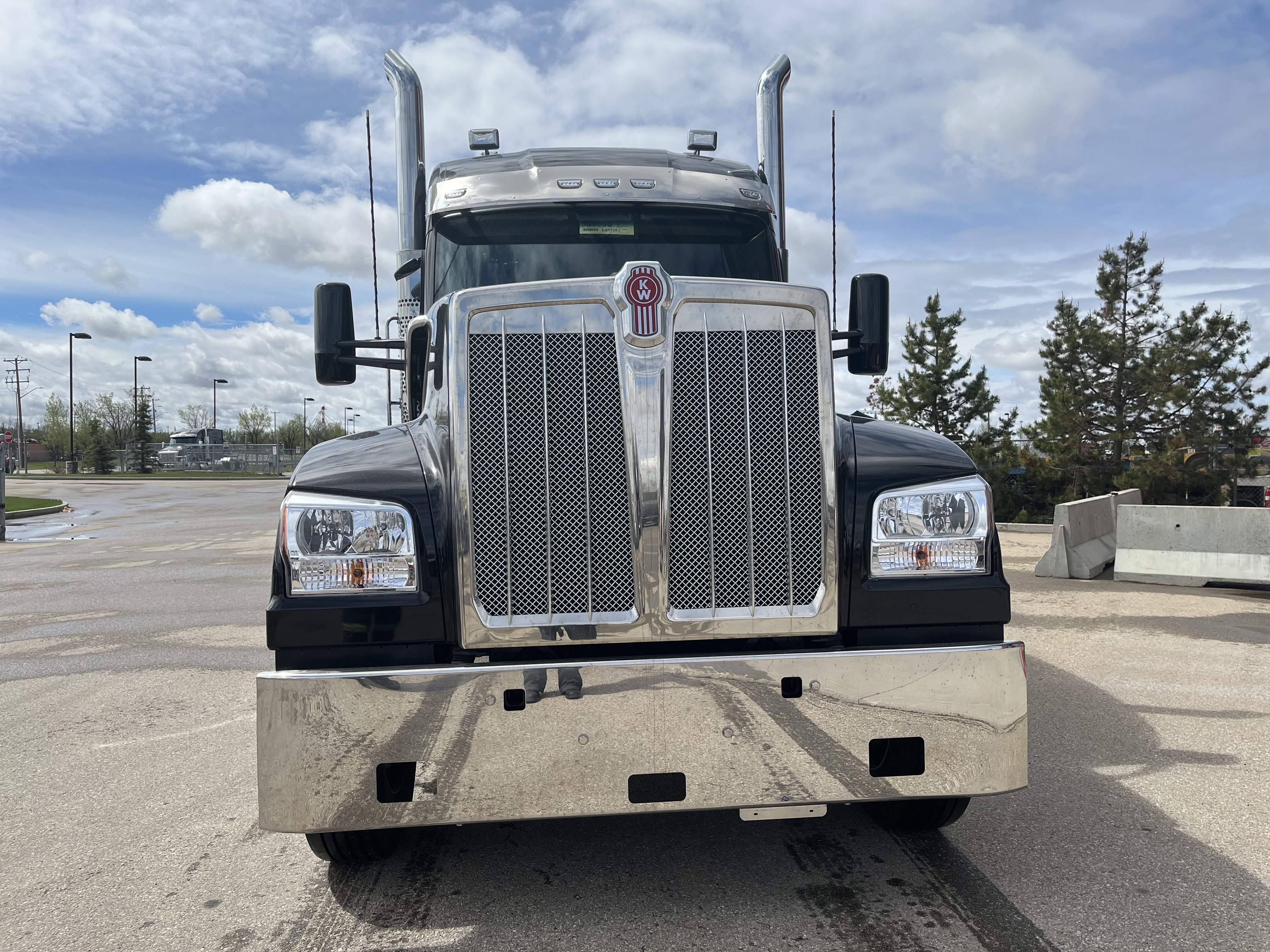 Kenworth W990 #SJ999396