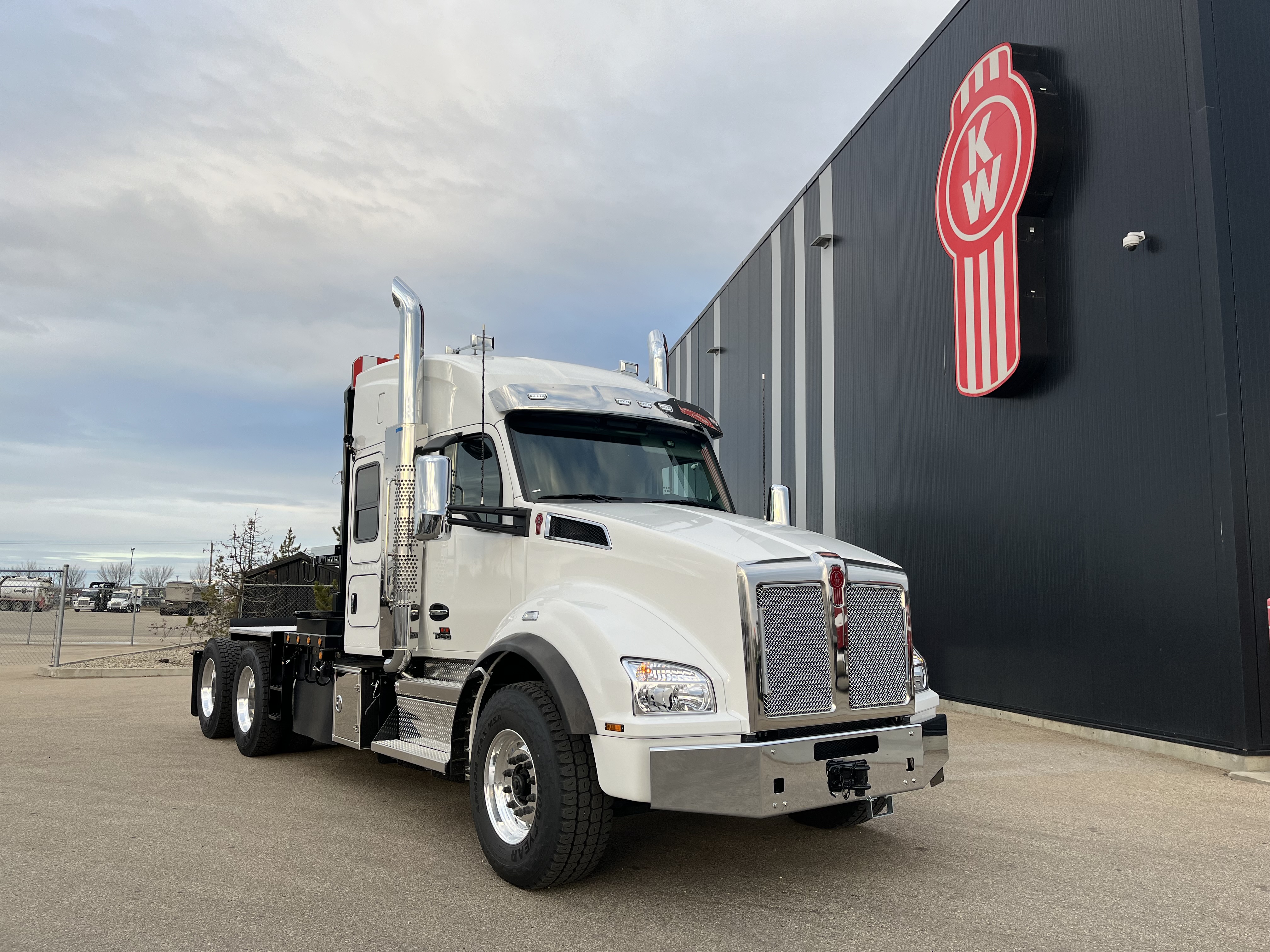 KENWORTH T880 #SJ999591