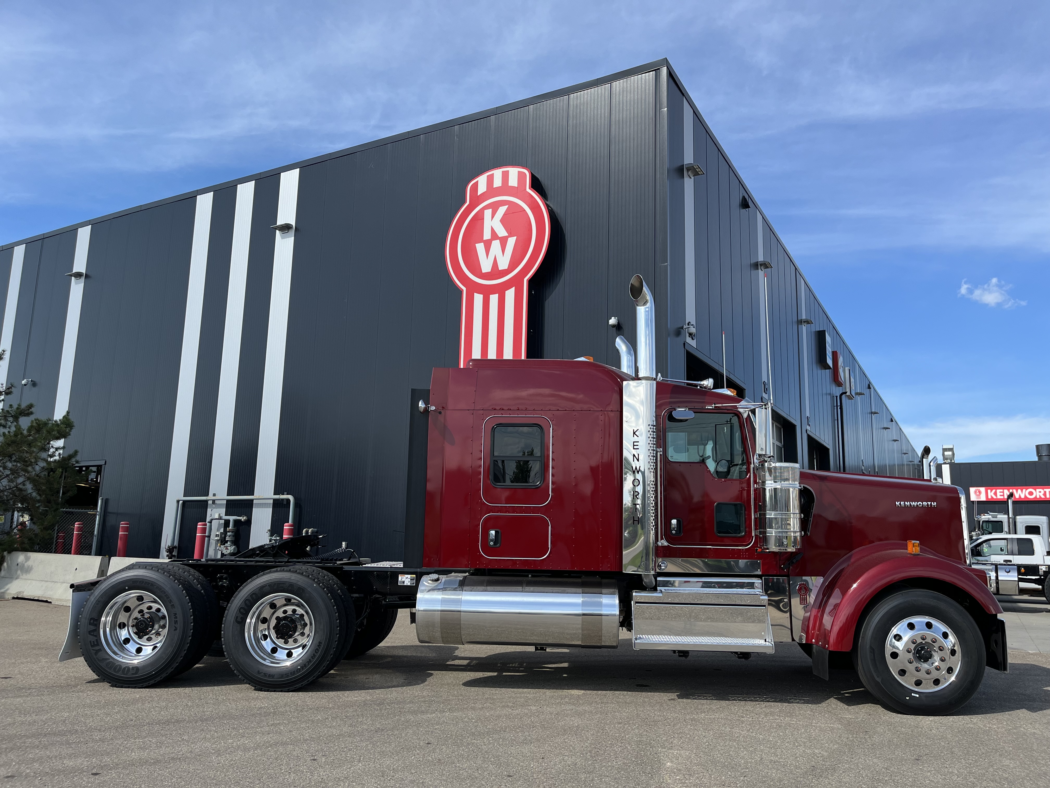 KENWORTH W900L #SR981339