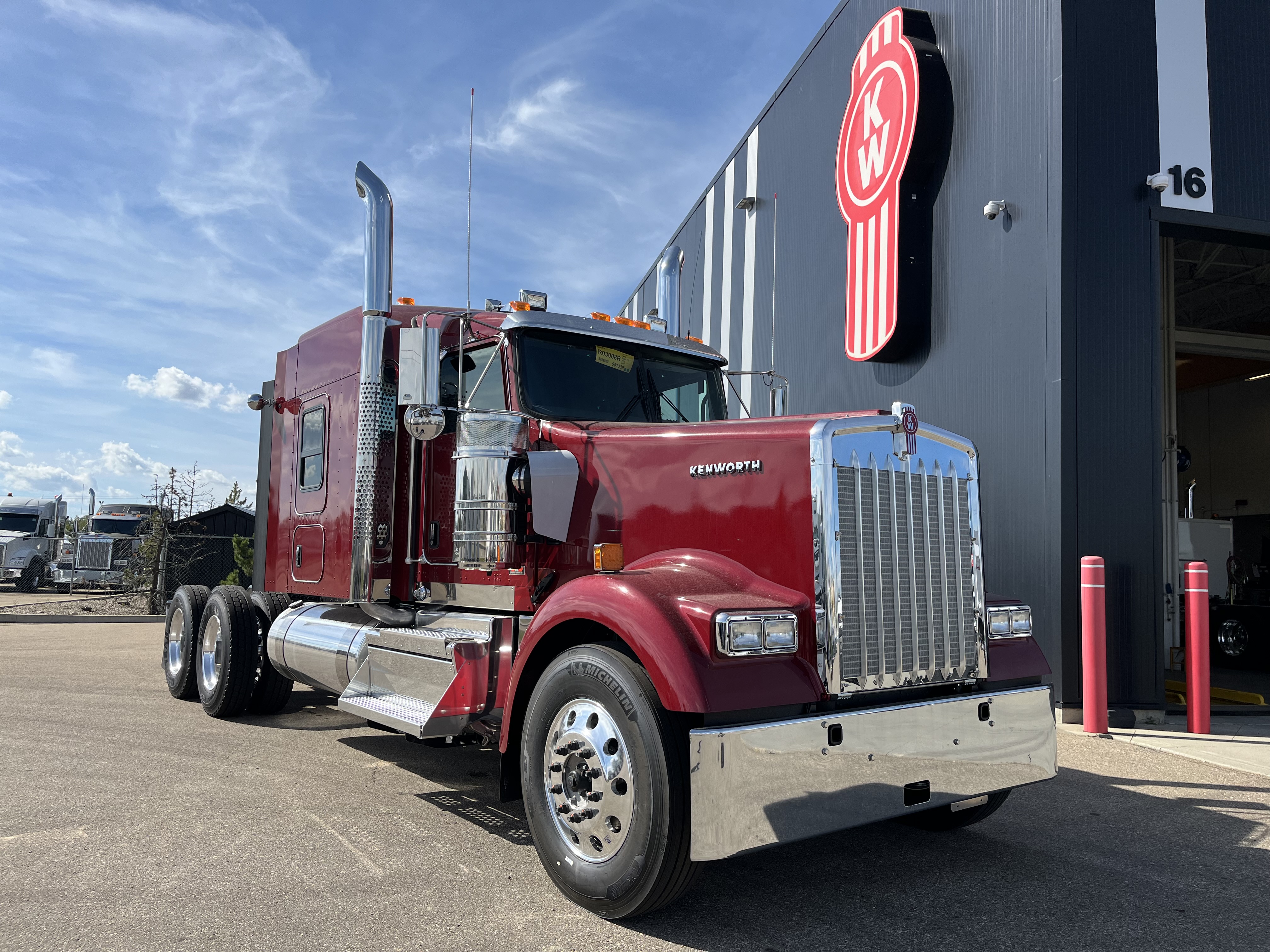 KENWORTH W900L #SR981339