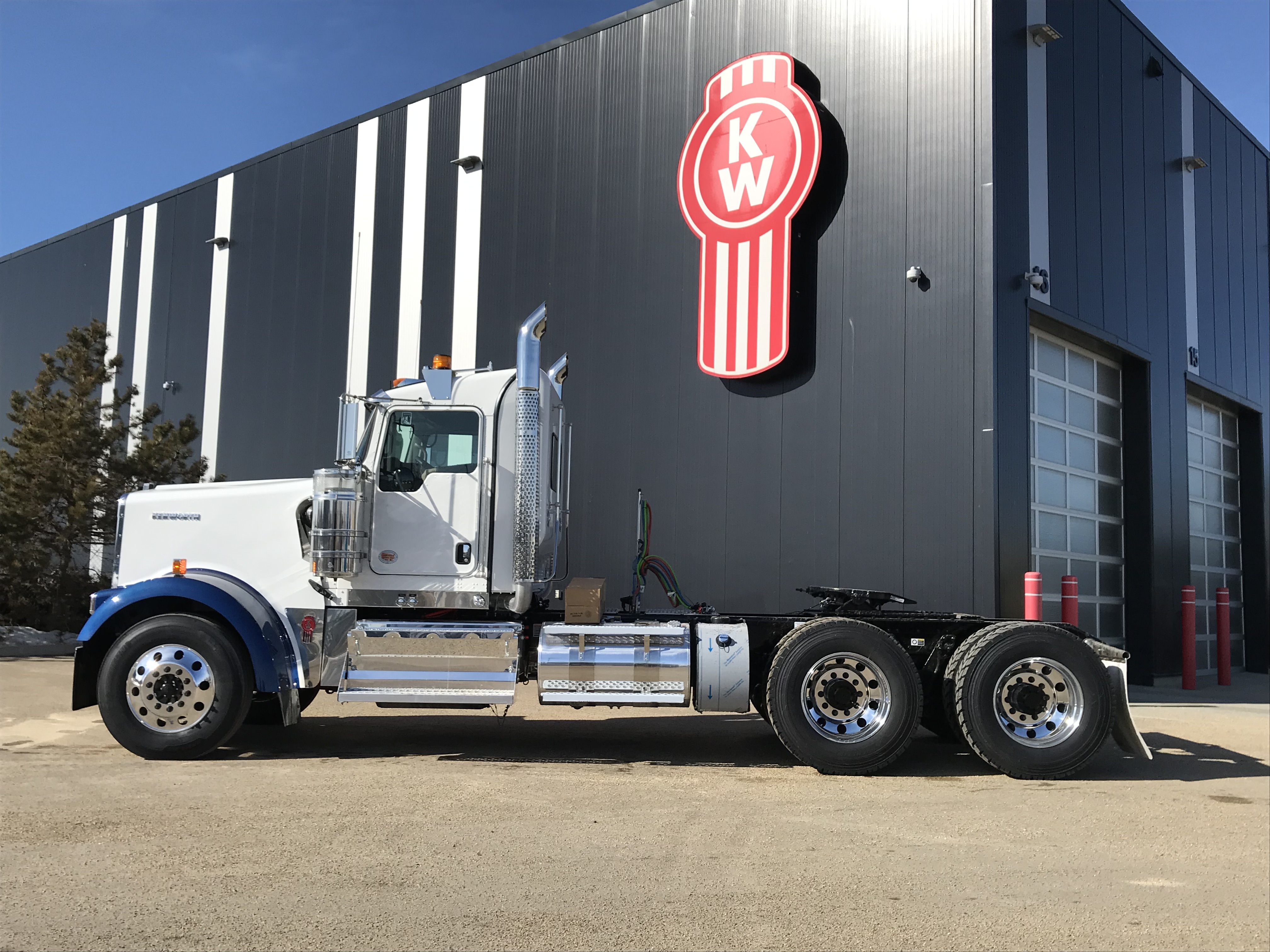 Kenworth W900L #SR997595